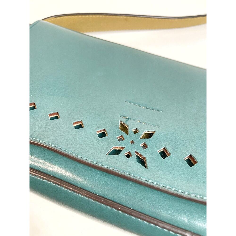 Mondani New York Teal Blue Faux Leather Handbag Purse Bag Floral Cut Out